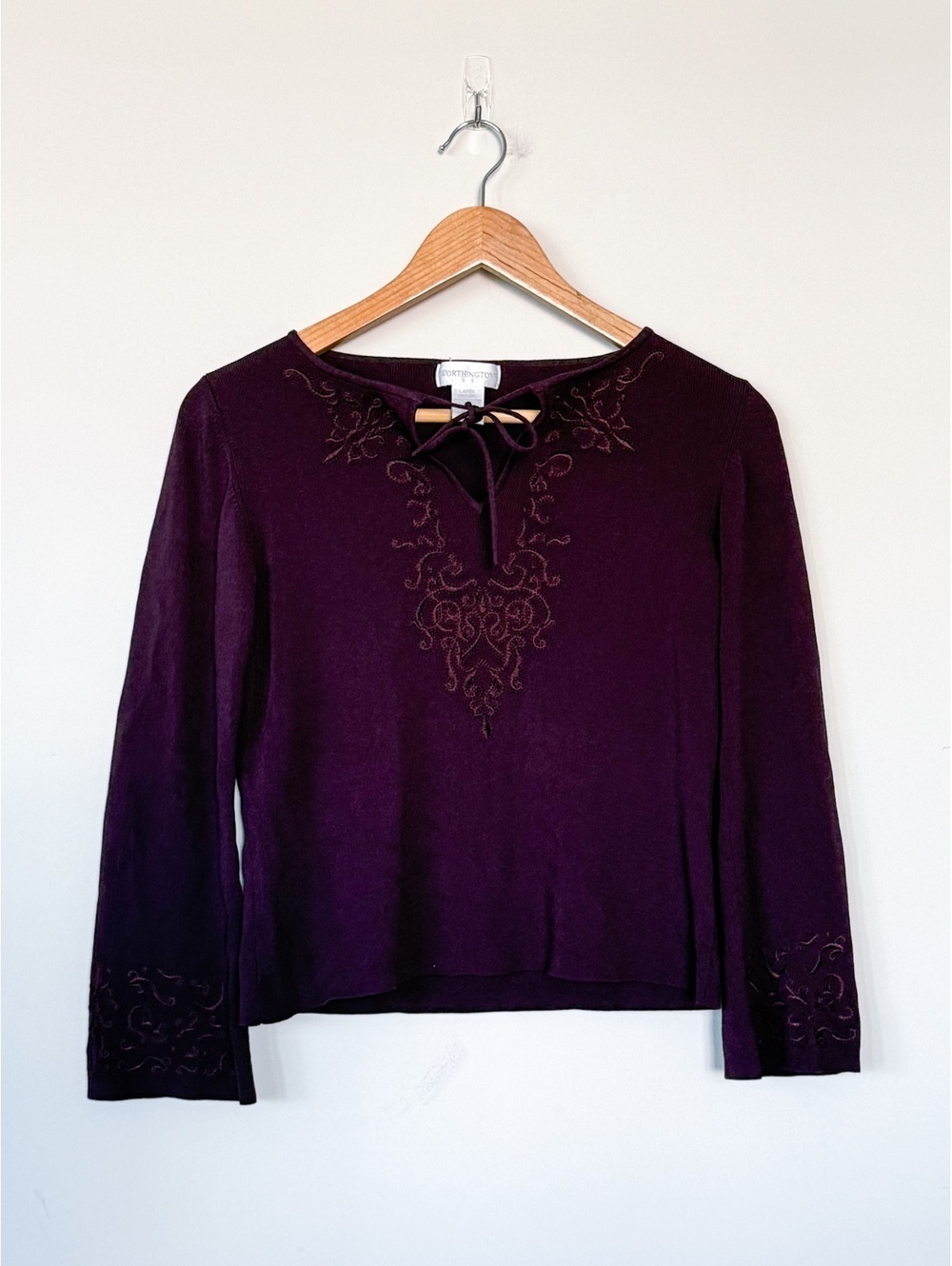 Plum WORTHINGTON Size Large Embroidered Top Long Sleeve Fairy Whimsical Knit